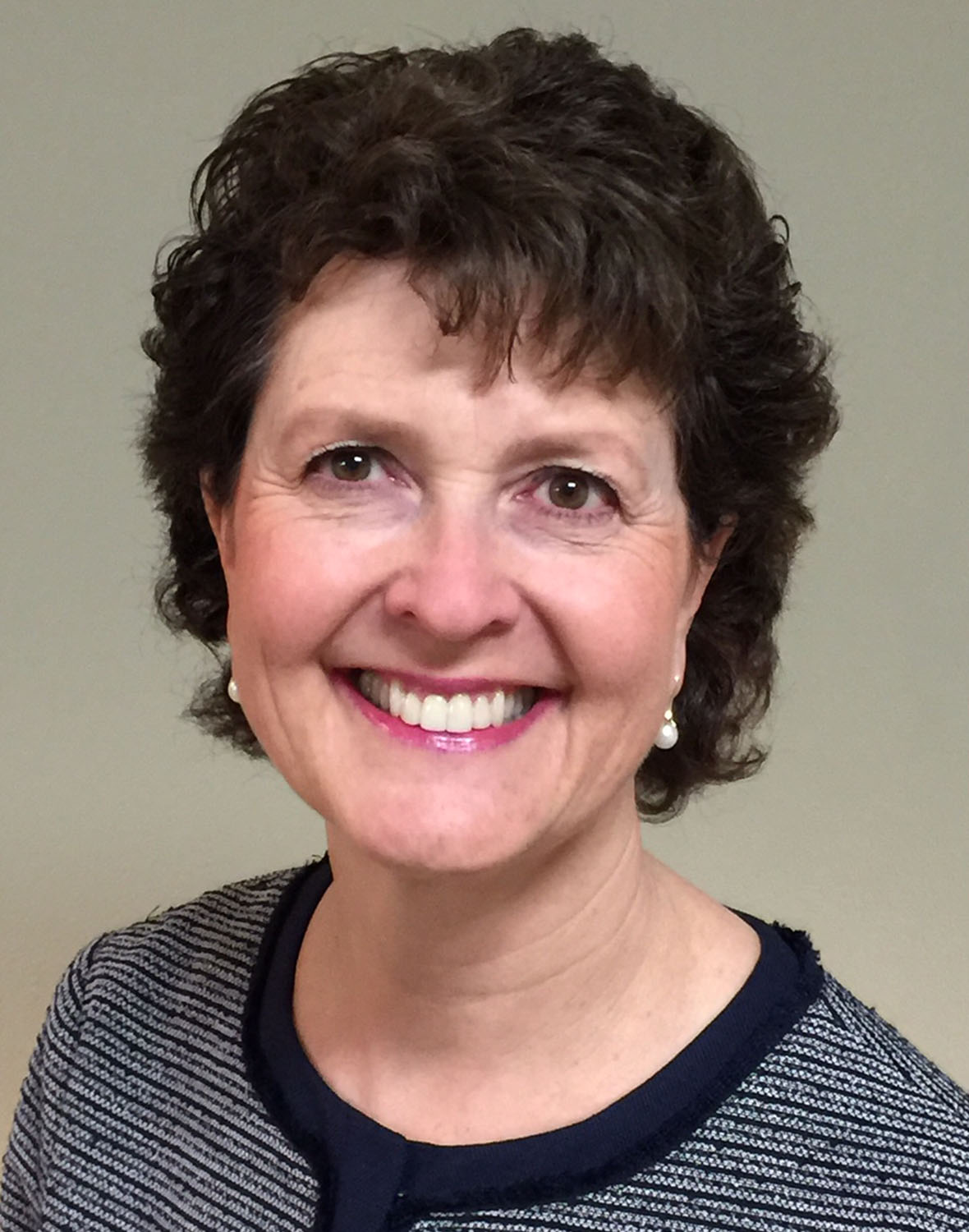 Dr. Mary Davenport